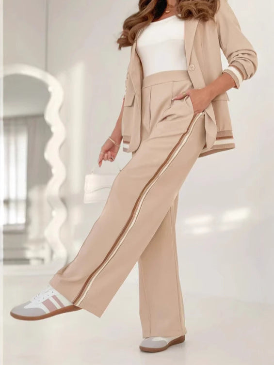 Elara - Completo Blazer e Pantaloni Wide Leg con Dettagli a Righe