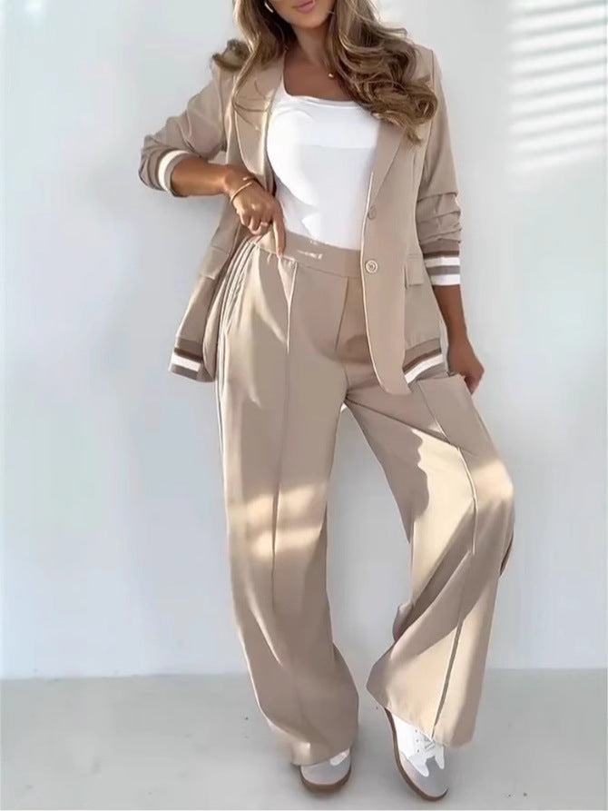Elara - Completo Blazer e Pantaloni Wide Leg con Dettagli a Righe